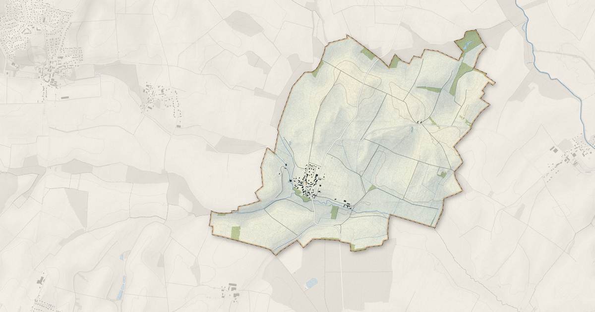 Portrait cartographique de Trochères : relief, eau, forêts, bâti et voies, calculés à partir des données de l'IGN