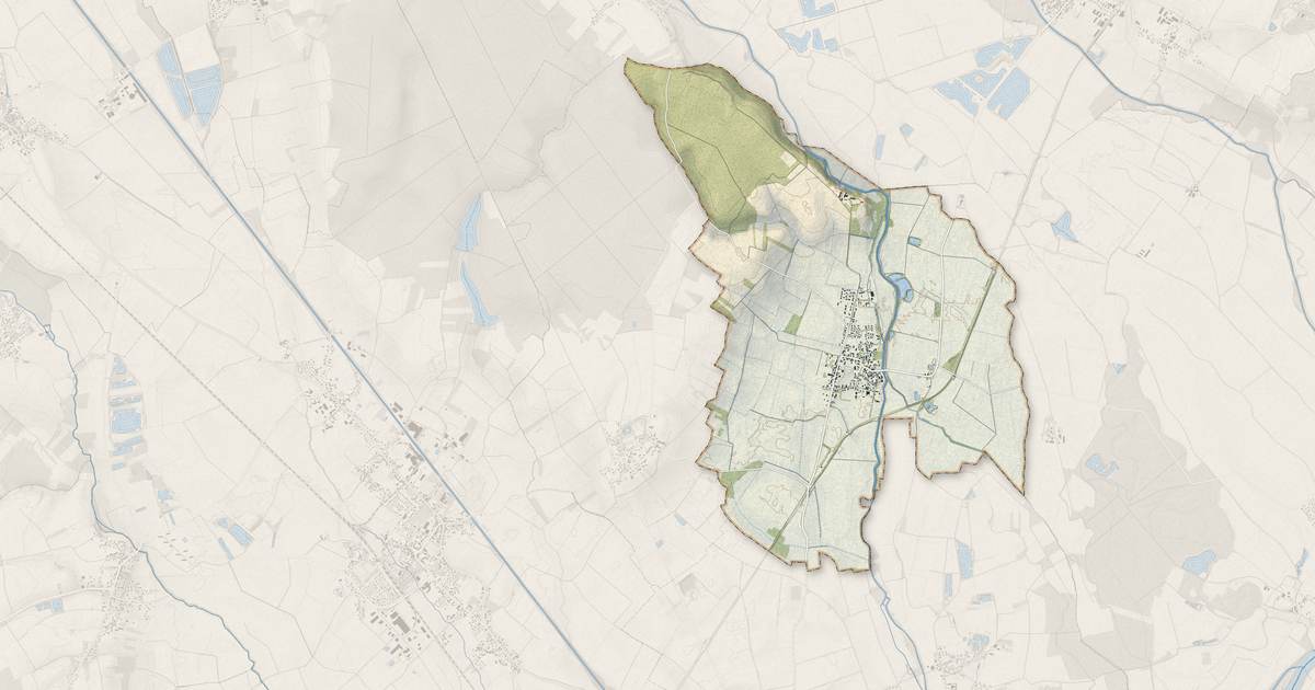 Portrait cartographique de Trouhans : relief, eau, forêts, bâti et voies, calculés à partir des données de l'IGN