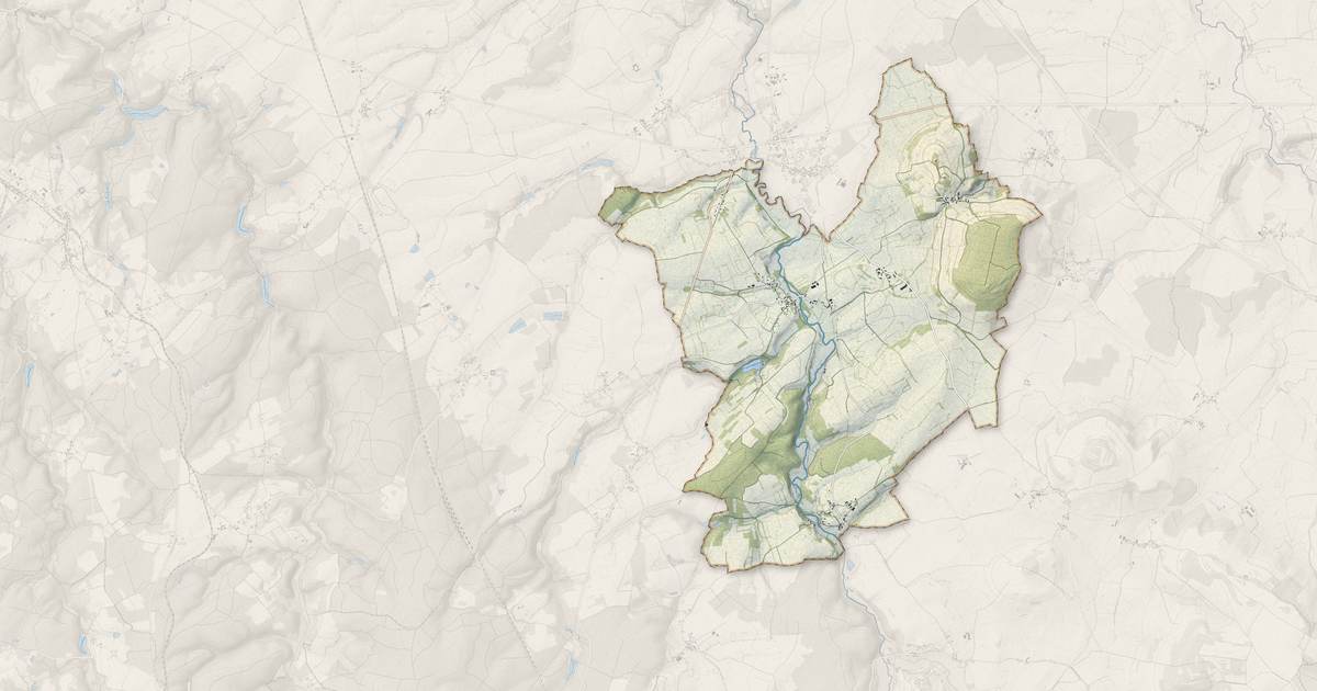 Portrait cartographique de Vic-sous-Thil : relief, eau, forêts, bâti et voies, calculés à partir des données de l'IGN