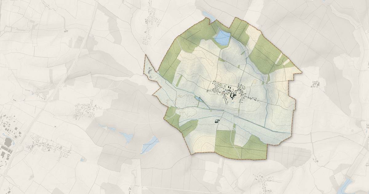 Portrait cartographique de Villebichot : relief, eau, forêts, bâti et voies, calculés à partir des données de l'IGN