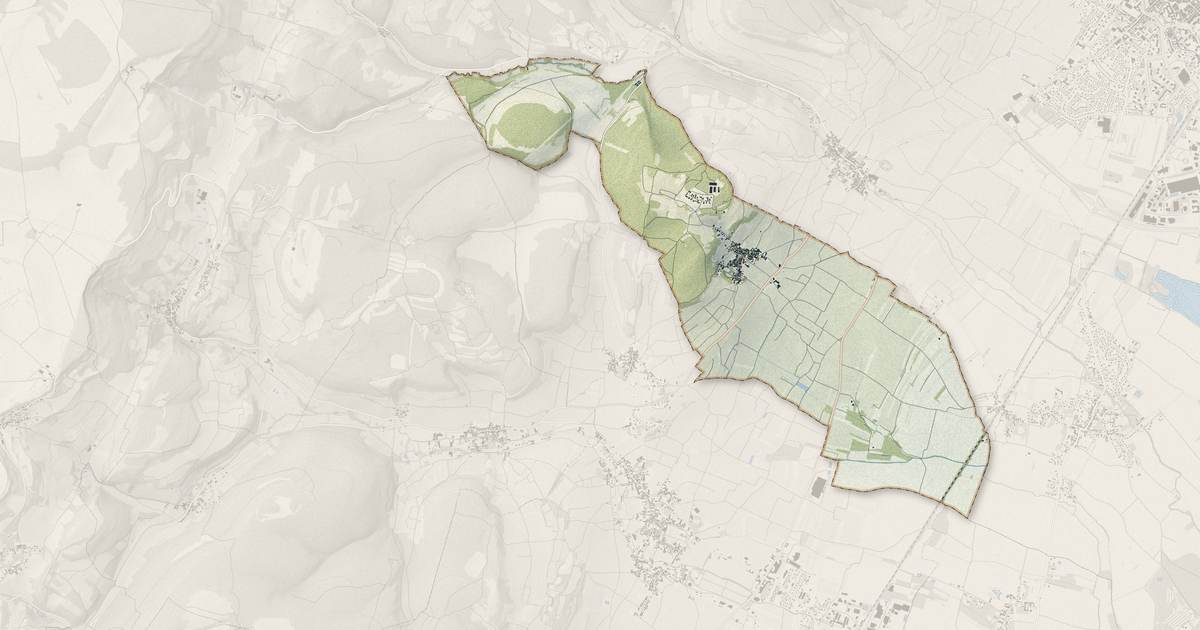 Portrait cartographique de Volnay : relief, eau, forêts, bâti et voies, calculés à partir des données de l'IGN