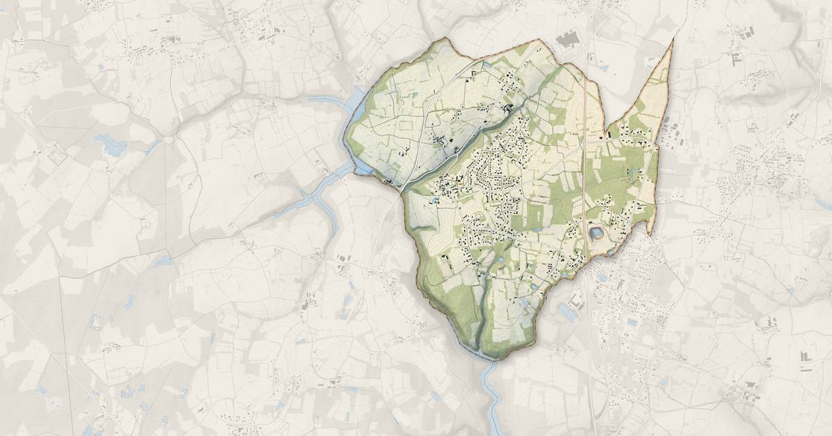 Portrait cartographique de Bobital : relief, eau, forêts, bâti et voies, calculés à partir des données de l'IGN
