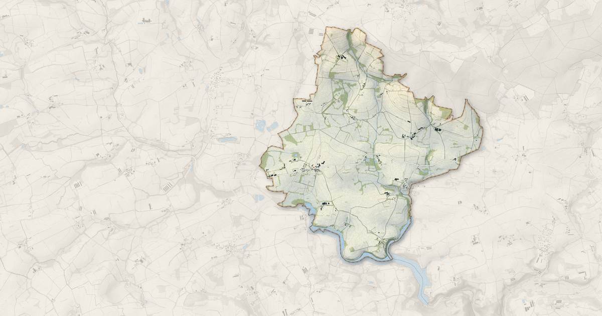 Portrait cartographique de Le Bodéo : relief, eau, forêts, bâti et voies, calculés à partir des données de l'IGN