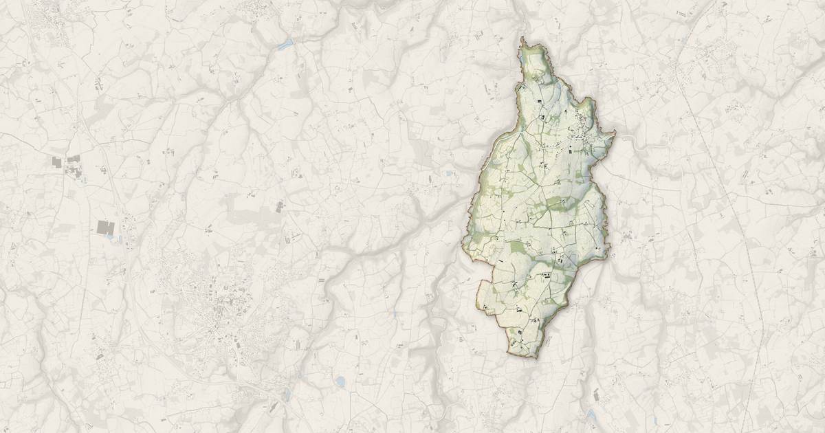 Portrait cartographique de Brélidy : relief, eau, forêts, bâti et voies, calculés à partir des données de l'IGN