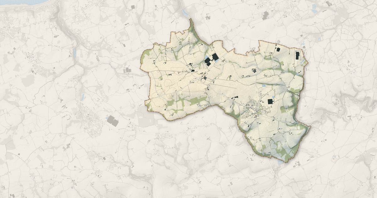 Portrait cartographique de Camlez : relief, eau, forêts, bâti et voies, calculés à partir des données de l'IGN
