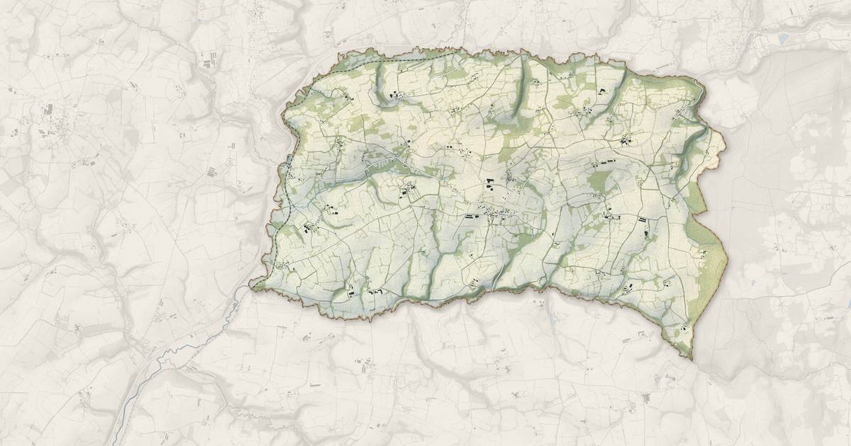 Portrait cartographique de Duault : relief, eau, forêts, bâti et voies, calculés à partir des données de l'IGN