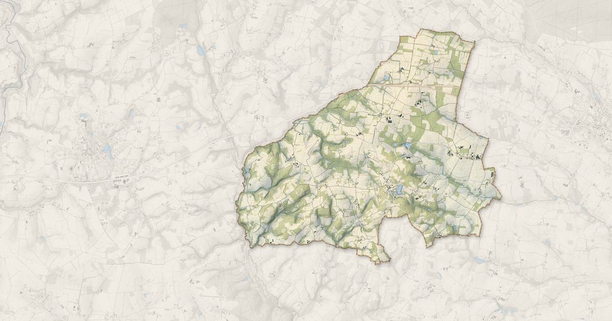 Portrait cartographique de Gomené : relief, eau, forêts, bâti et voies, calculés à partir des données de l'IGN