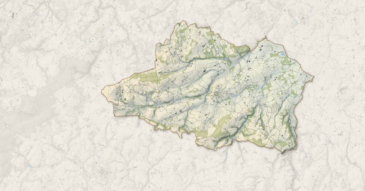 Portrait cartographique de Hénon : relief, eau, forêts, bâti et voies, calculés à partir des données de l'IGN