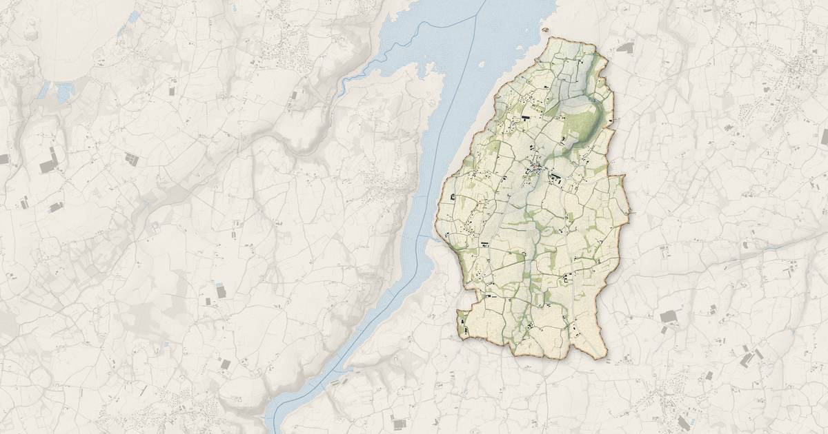 Portrait cartographique de Kerbors : relief, eau, forêts, bâti et voies, calculés à partir des données de l'IGN