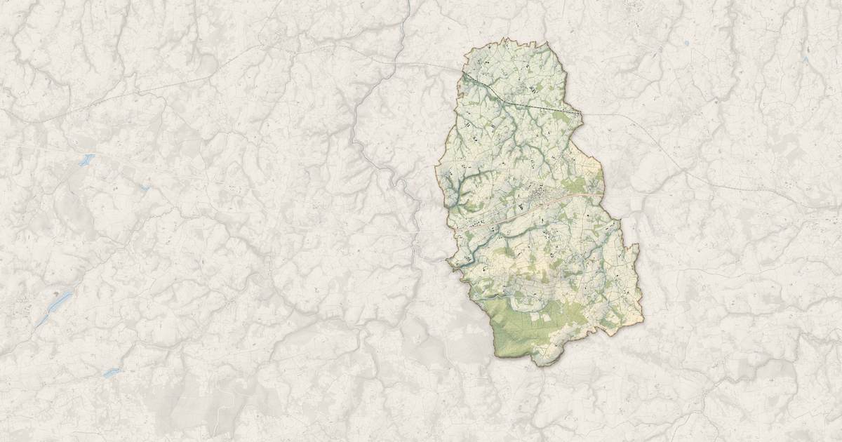 Portrait cartographique de Louargat : relief, eau, forêts, bâti et voies, calculés à partir des données de l'IGN