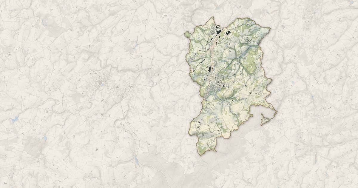 Portrait cartographique de Plaintel : relief, eau, forêts, bâti et voies, calculés à partir des données de l'IGN