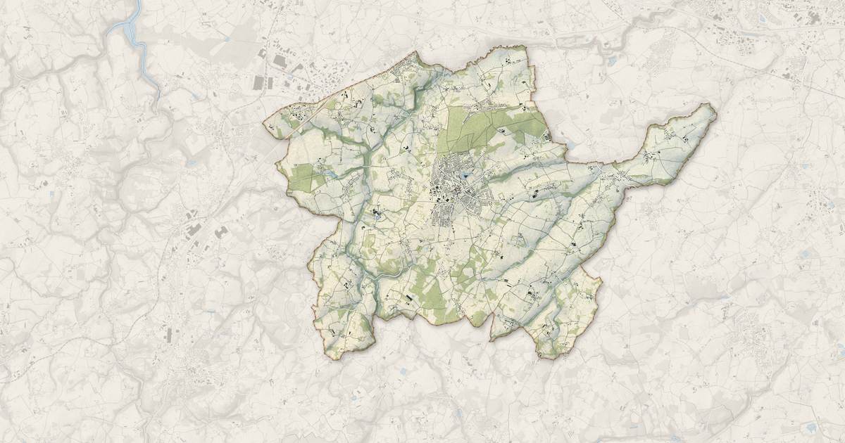 Portrait cartographique de Plédran : relief, eau, forêts, bâti et voies, calculés à partir des données de l'IGN