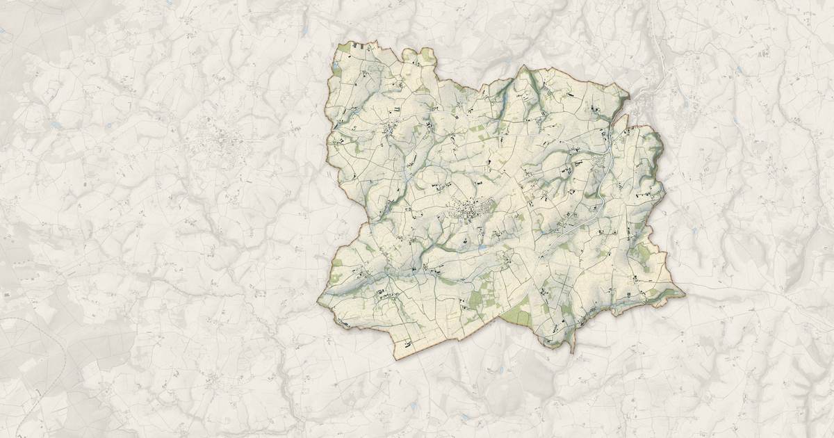 Portrait cartographique de Plémy : relief, eau, forêts, bâti et voies, calculés à partir des données de l'IGN