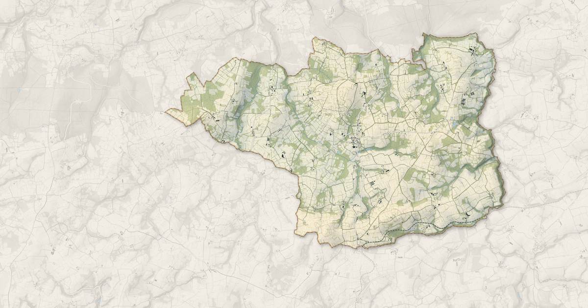 Portrait cartographique de Plougonver : relief, eau, forêts, bâti et voies, calculés à partir des données de l'IGN
