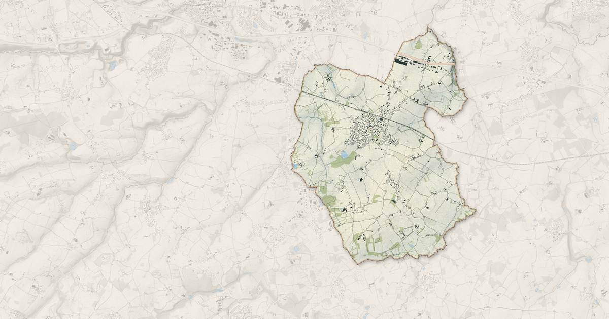 Portrait cartographique de Pommeret : relief, eau, forêts, bâti et voies, calculés à partir des données de l'IGN