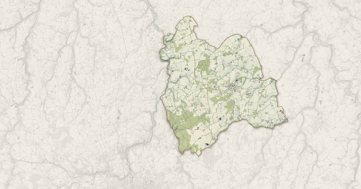 Portrait cartographique de Pommerit-le-Vicomte : relief, eau, forêts, bâti et voies, calculés à partir des données de l'IGN