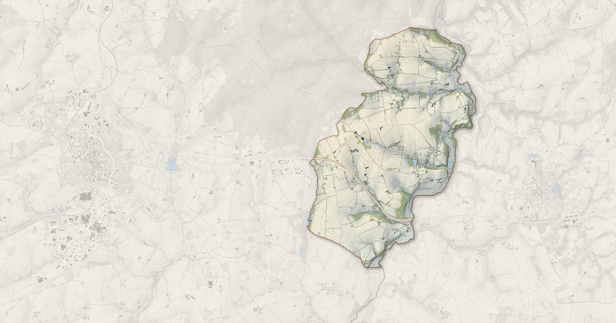Portrait cartographique de La Prénessaye : relief, eau, forêts, bâti et voies, calculés à partir des données de l'IGN
