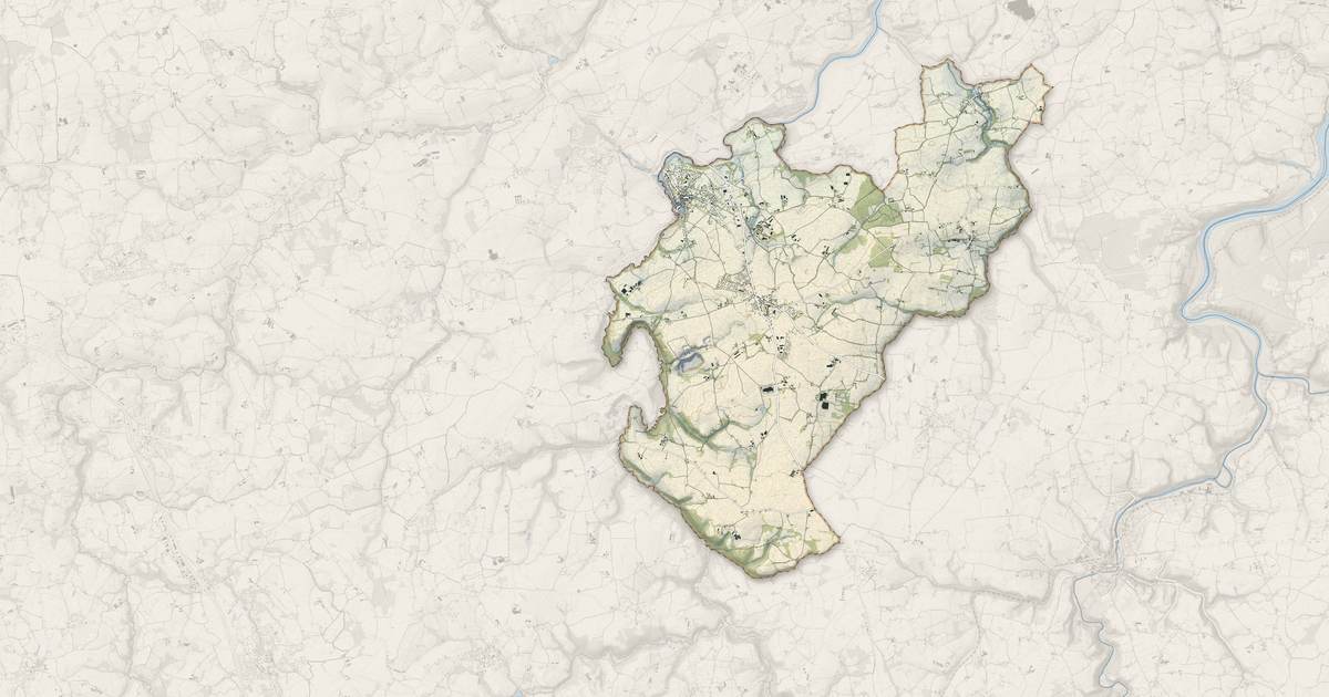 Portrait cartographique de La Roche-Jaudy : relief, eau, forêts, bâti et voies, calculés à partir des données de l'IGN