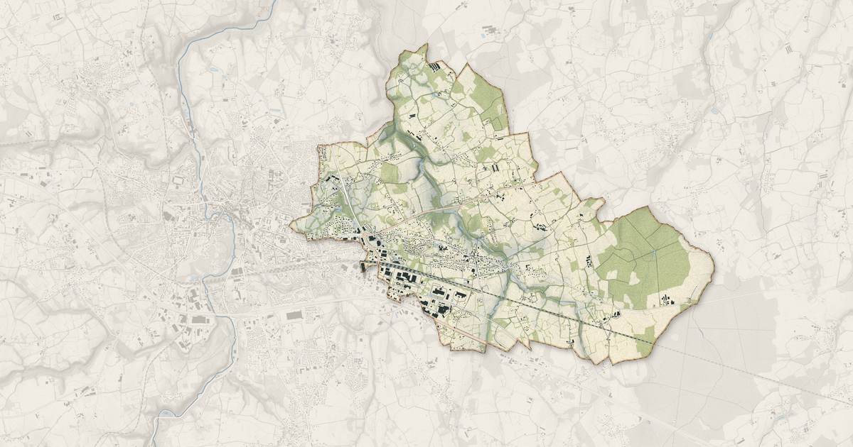 Portrait cartographique de Saint-Agathon : relief, eau, forêts, bâti et voies, calculés à partir des données de l'IGN