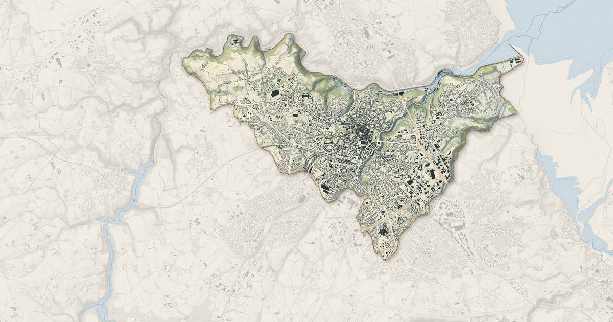 Portrait cartographique de Saint-Brieuc : relief, eau, forêts, bâti et voies, calculés à partir des données de l'IGN