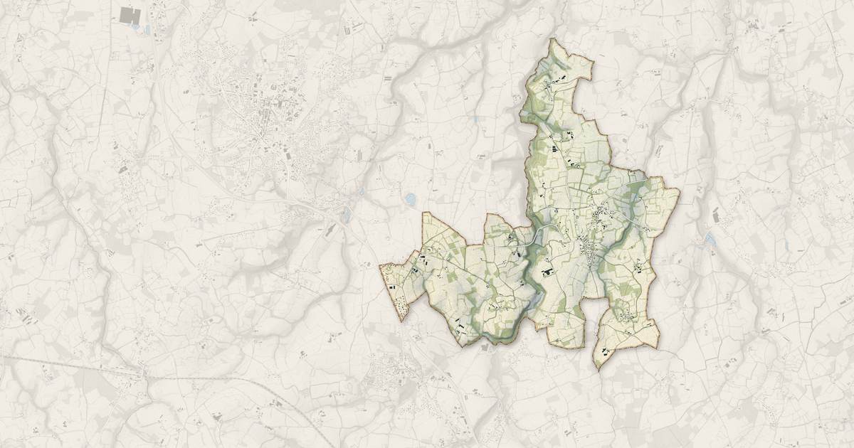 Portrait cartographique de Saint-Laurent : relief, eau, forêts, bâti et voies, calculés à partir des données de l'IGN