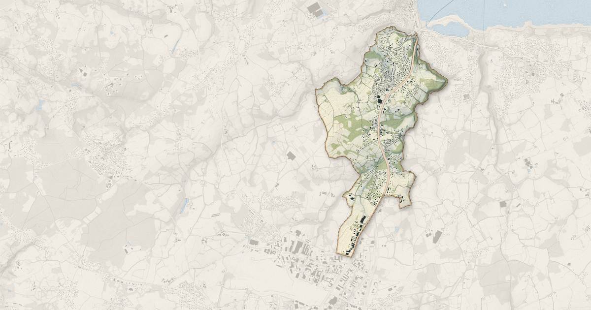 Portrait cartographique de Saint-Quay-Perros : relief, eau, forêts, bâti et voies, calculés à partir des données de l'IGN