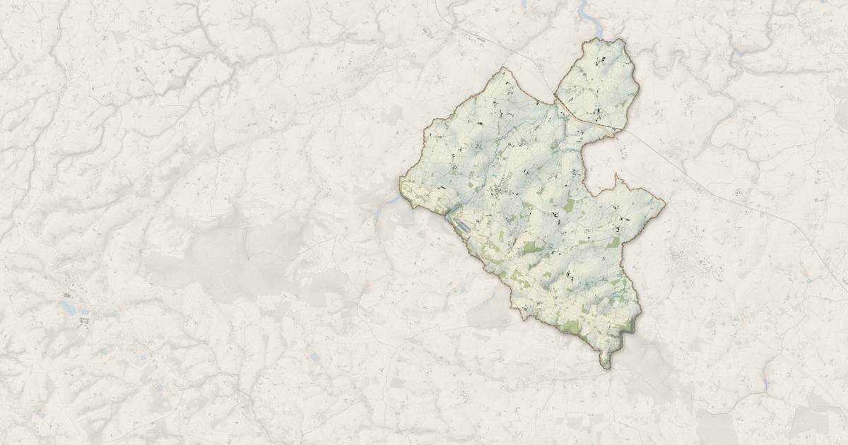 Portrait cartographique de Sévignac : relief, eau, forêts, bâti et voies, calculés à partir des données de l'IGN