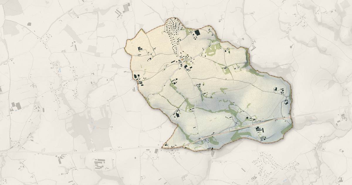 Portrait cartographique de Trézény : relief, eau, forêts, bâti et voies, calculés à partir des données de l'IGN
