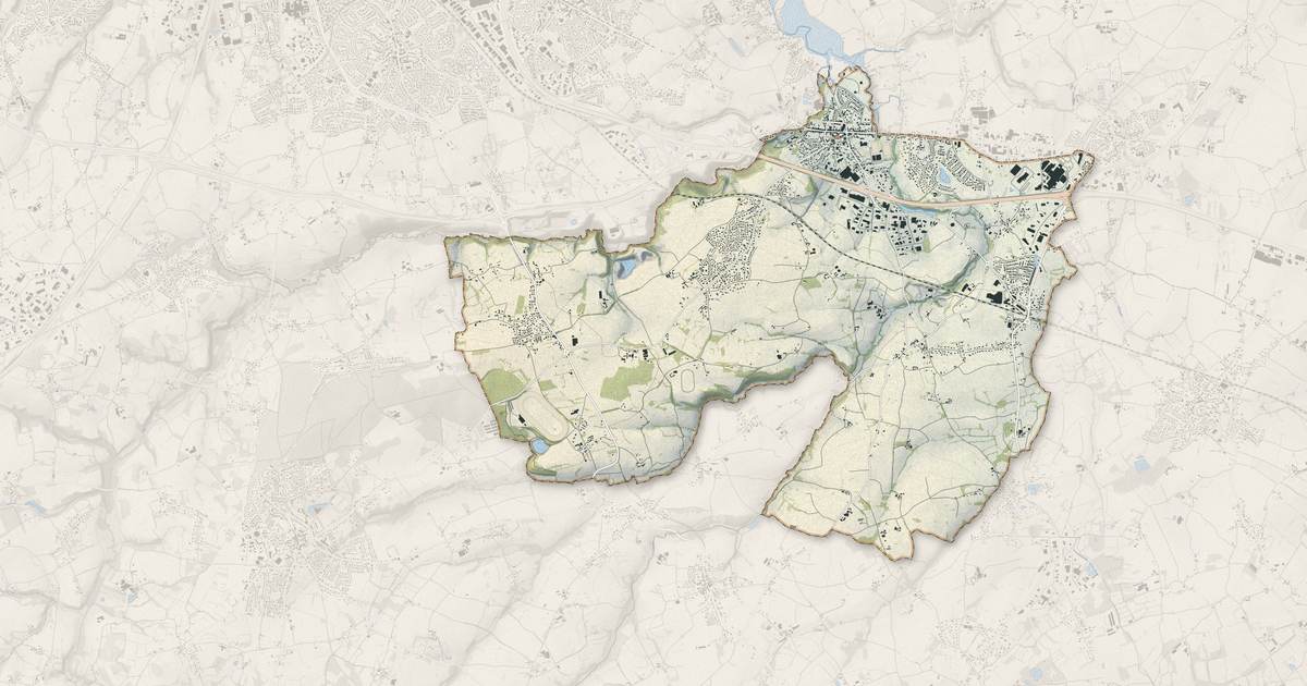 Portrait cartographique de Yffiniac : relief, eau, forêts, bâti et voies, calculés à partir des données de l'IGN
