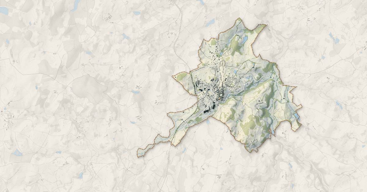 Portrait cartographique de Auzances : relief, eau, forêts, bâti et voies, calculés à partir des données de l'IGN