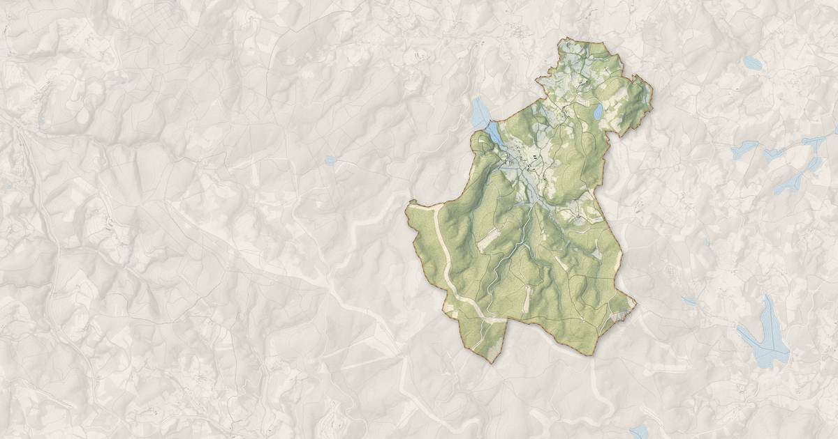 Portrait cartographique de Beissat : relief, eau, forêts, bâti et voies, calculés à partir des données de l'IGN