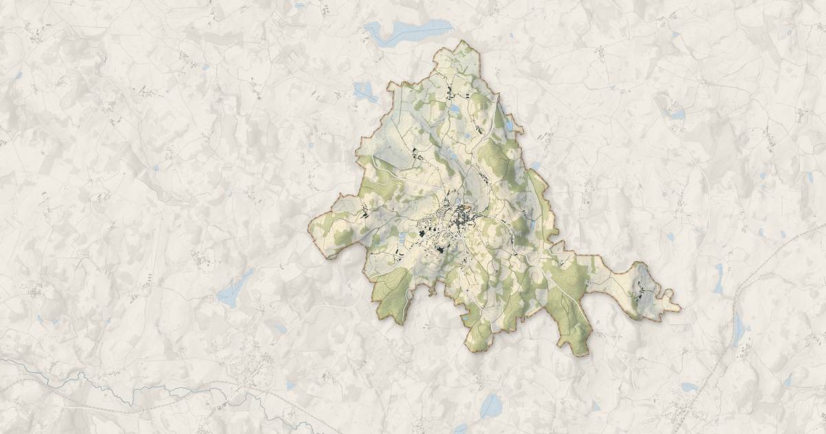 Portrait cartographique de Bénévent-l'Abbaye : relief, eau, forêts, bâti et voies, calculés à partir des données de l'IGN