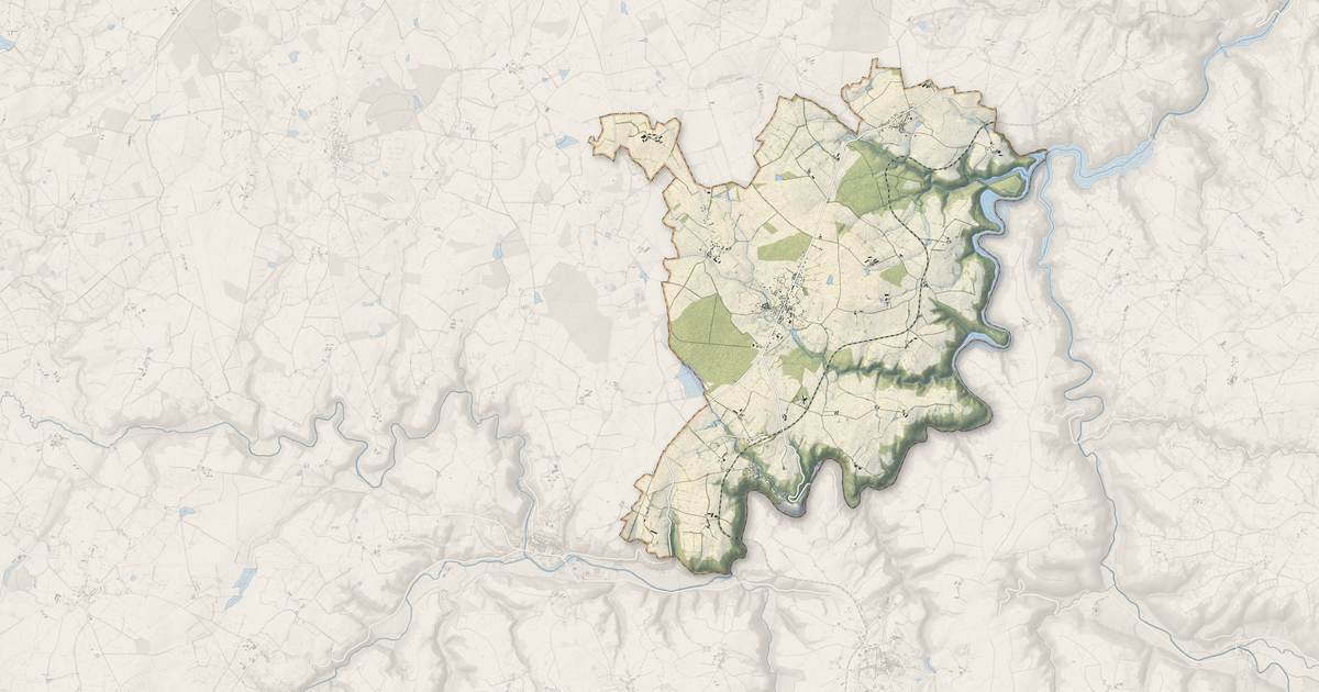 Portrait cartographique de Budelière : relief, eau, forêts, bâti et voies, calculés à partir des données de l'IGN