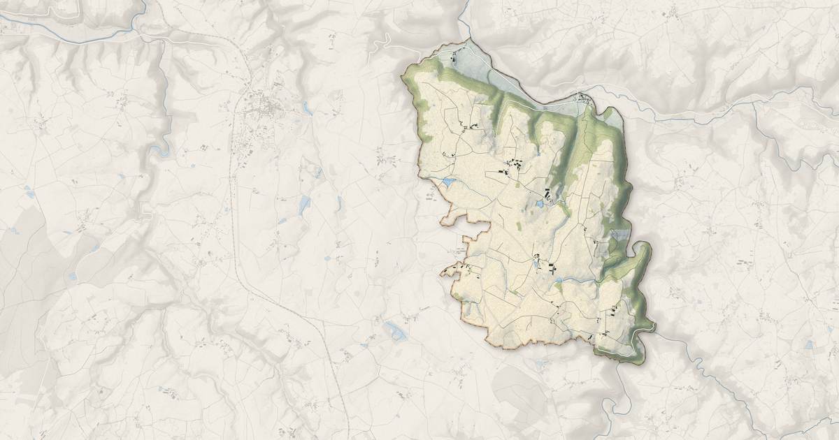 Portrait cartographique de Chambonchard : relief, eau, forêts, bâti et voies, calculés à partir des données de l'IGN