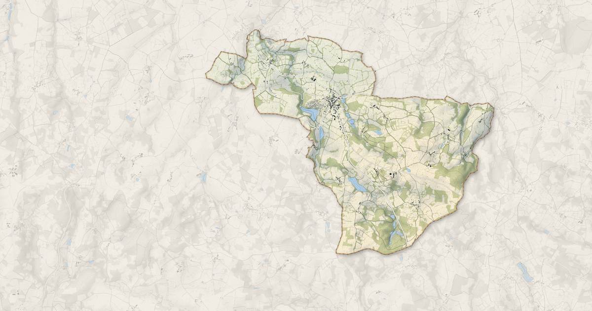 Portrait cartographique de Châtelus-Malvaleix : relief, eau, forêts, bâti et voies, calculés à partir des données de l'IGN