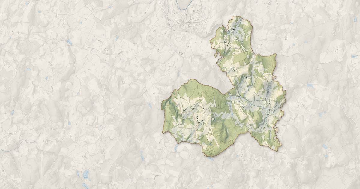 Portrait cartographique de Faux-Mazuras : relief, eau, forêts, bâti et voies, calculés à partir des données de l'IGN