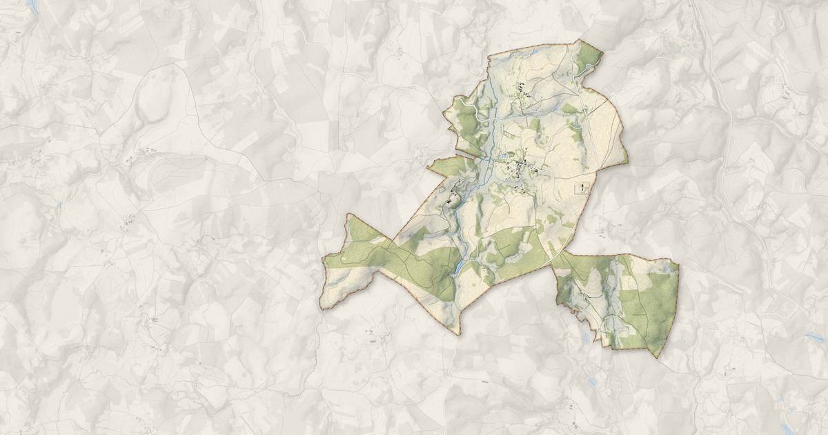 Portrait cartographique de Féniers : relief, eau, forêts, bâti et voies, calculés à partir des données de l'IGN