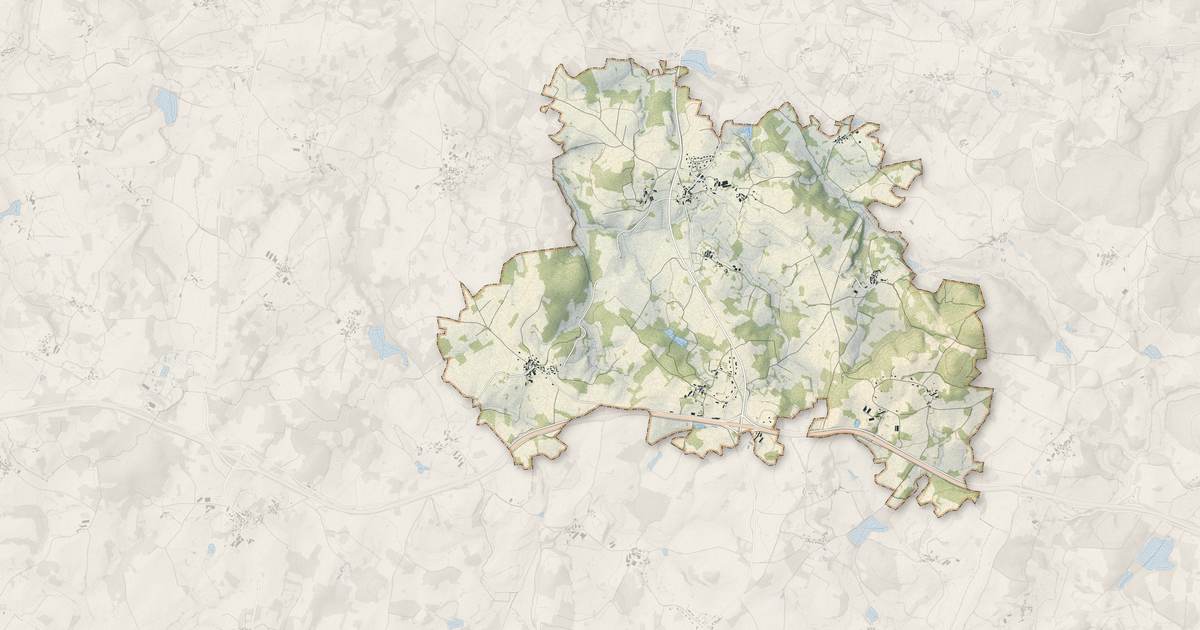 Portrait cartographique de Fleurat : relief, eau, forêts, bâti et voies, calculés à partir des données de l'IGN