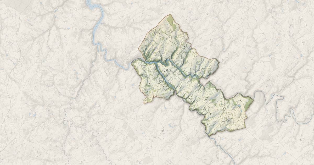 Portrait cartographique de Fresselines : relief, eau, forêts, bâti et voies, calculés à partir des données de l'IGN