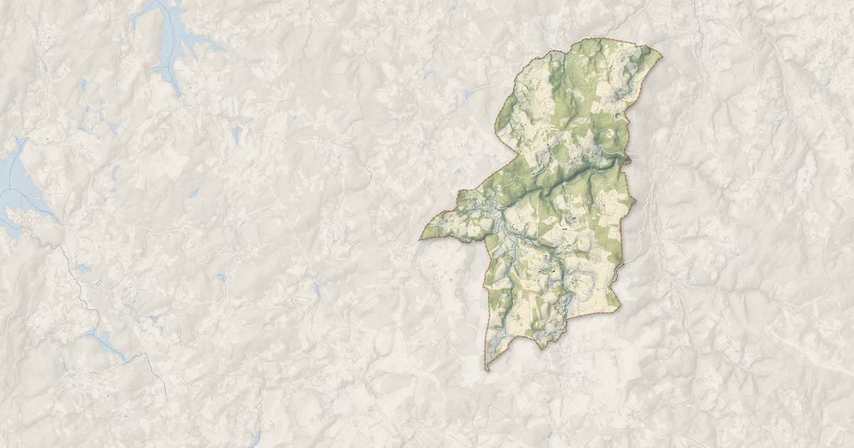 Portrait cartographique de Gioux : relief, eau, forêts, bâti et voies, calculés à partir des données de l'IGN