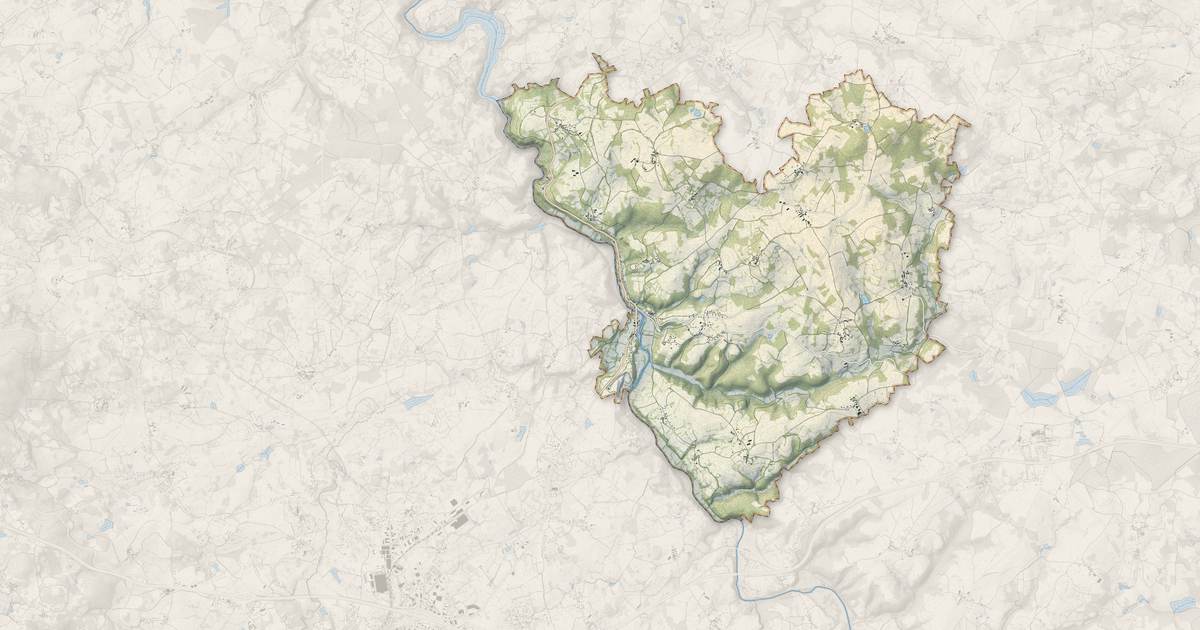 Portrait cartographique de Glénic : relief, eau, forêts, bâti et voies, calculés à partir des données de l'IGN