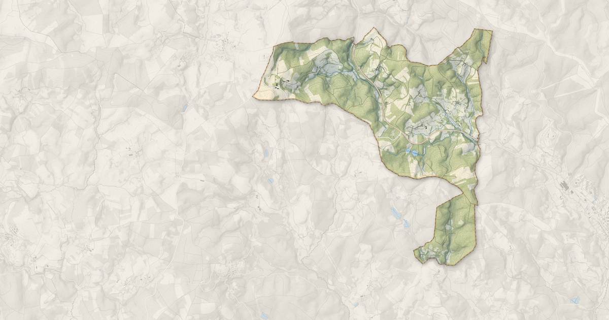 Portrait cartographique de Le Mas-d'Artige : relief, eau, forêts, bâti et voies, calculés à partir des données de l'IGN