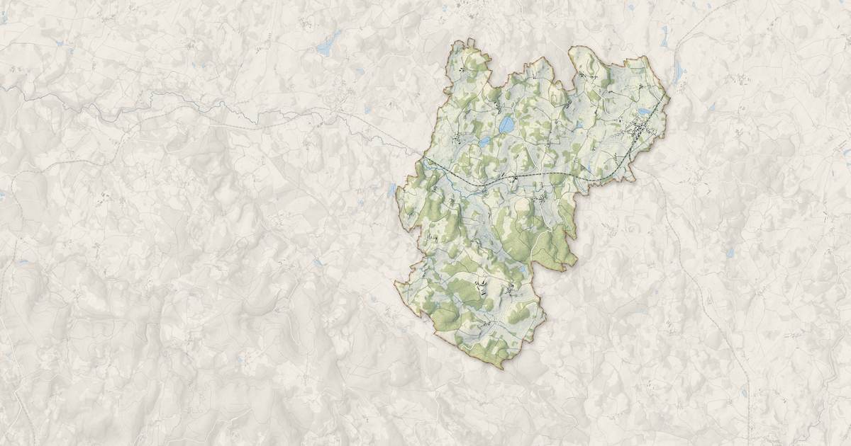 Portrait cartographique de Mourioux-Vieilleville : relief, eau, forêts, bâti et voies, calculés à partir des données de l'IGN