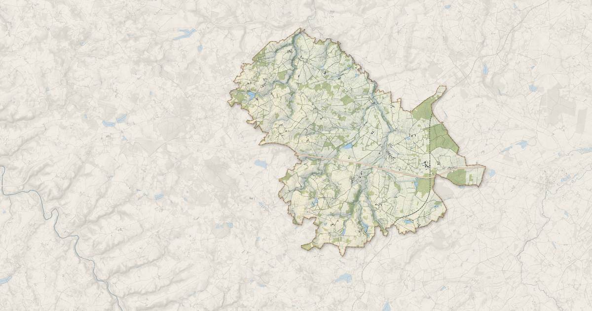 Portrait cartographique de Parsac : relief, eau, forêts, bâti et voies, calculés à partir des données de l'IGN