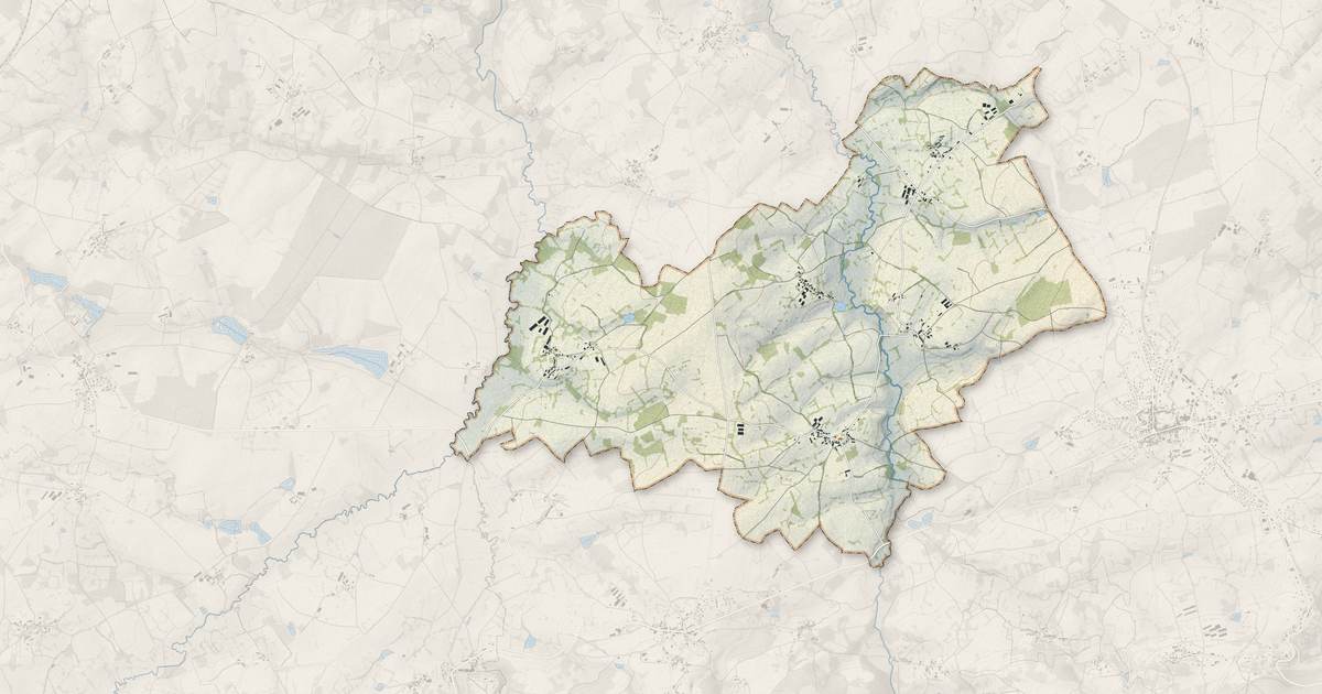 Portrait cartographique de Sagnat : relief, eau, forêts, bâti et voies, calculés à partir des données de l'IGN