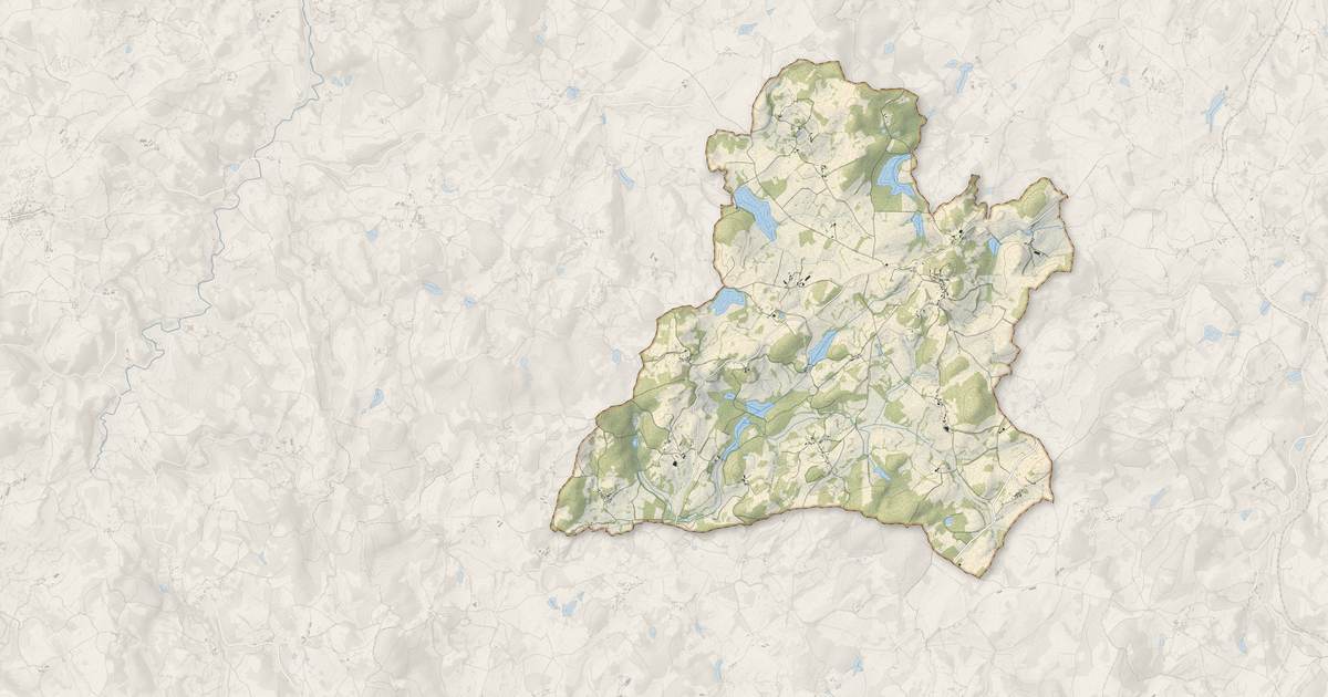 Portrait cartographique de Sermur : relief, eau, forêts, bâti et voies, calculés à partir des données de l'IGN