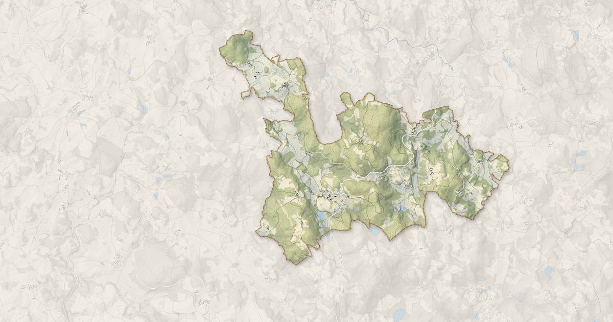 Portrait cartographique de Saint-Éloi : relief, eau, forêts, bâti et voies, calculés à partir des données de l'IGN