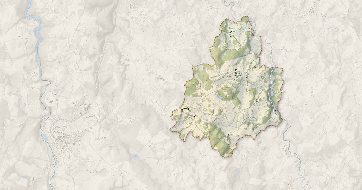 Portrait cartographique de Sainte-Feyre-la-Montagne : relief, eau, forêts, bâti et voies, calculés à partir des données de l'IGN