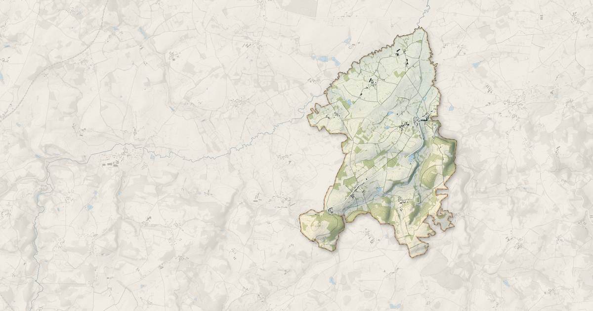 Portrait cartographique de Saint-Léger-Bridereix : relief, eau, forêts, bâti et voies, calculés à partir des données de l'IGN