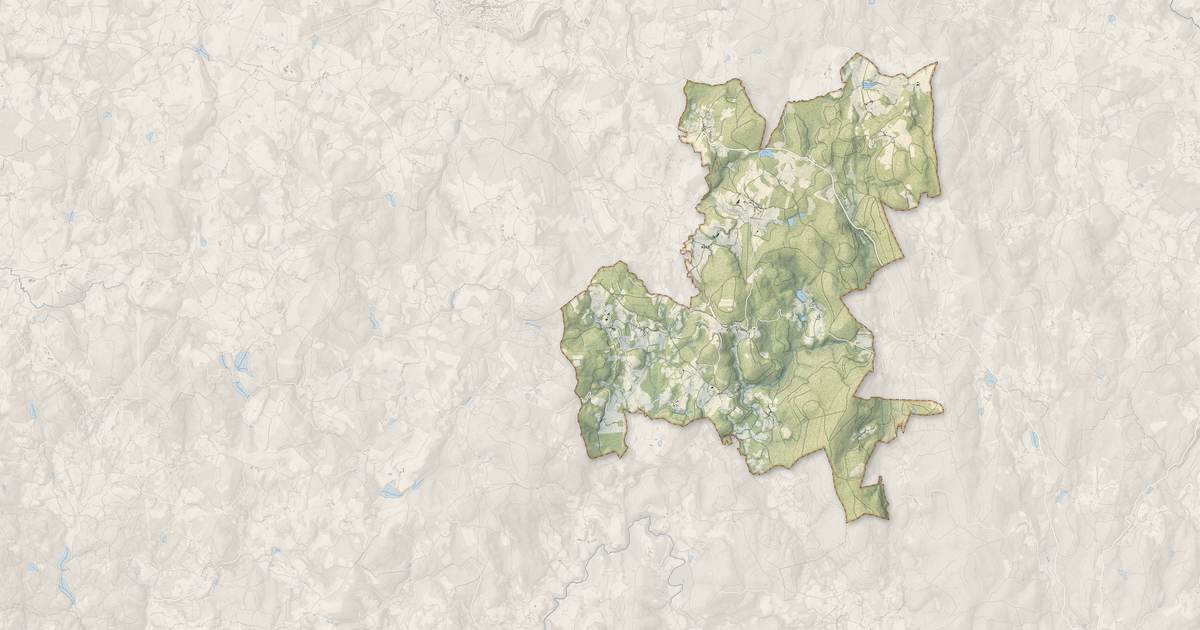 Portrait cartographique de Saint-Pardoux-Morterolles : relief, eau, forêts, bâti et voies, calculés à partir des données de l'IGN